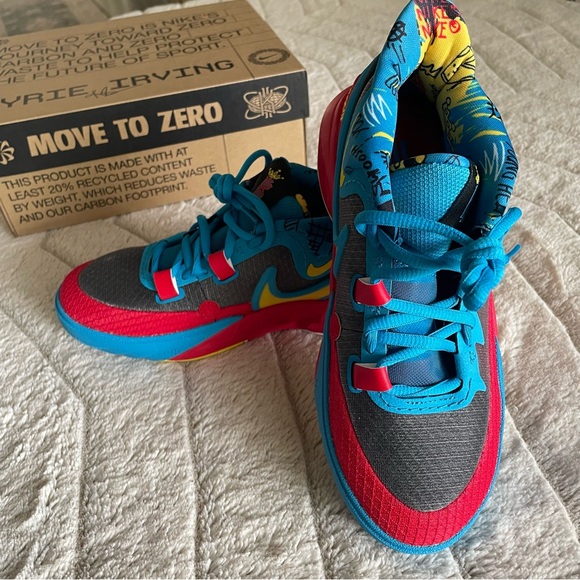 Nike Other - KIDS: Nike Kyrie 8 GO SE (GS) Black / Tour Yellow